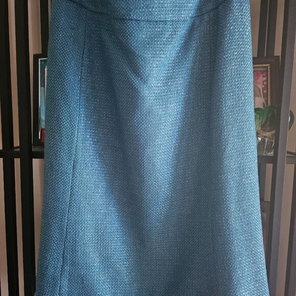 Woman Jacket and Skirt Set - Picture 4 of 4